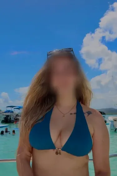 Carina, 21