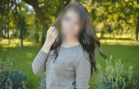 Dilara, 32
