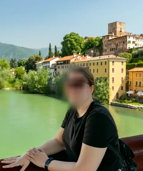 Eva, 28