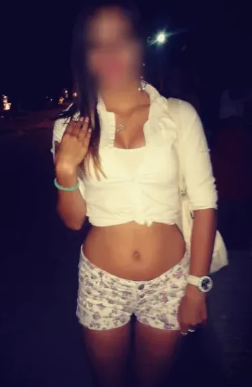 Ivana, 27