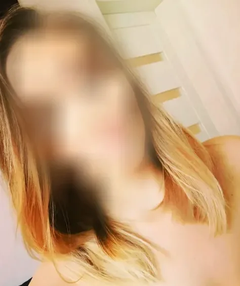 Jana, 24