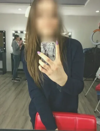 Jasmin, 29
