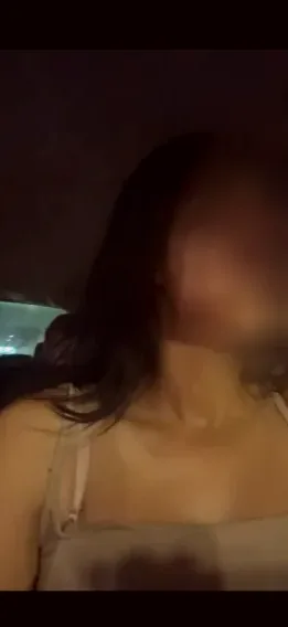 Jovana, 27
