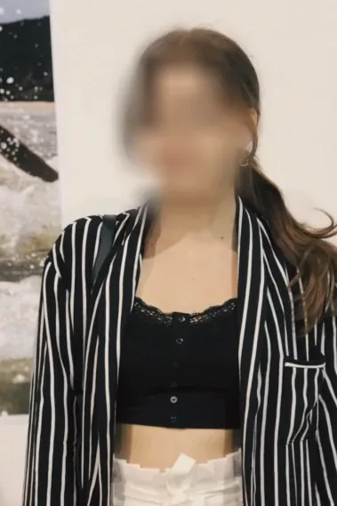 Jovana, 28