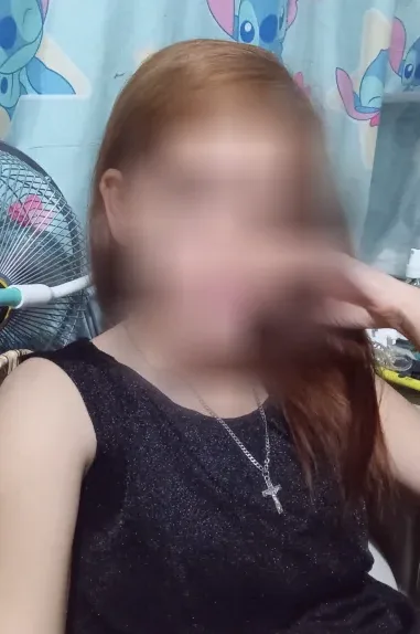 Katrin, 32