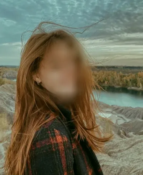 Lena, 23