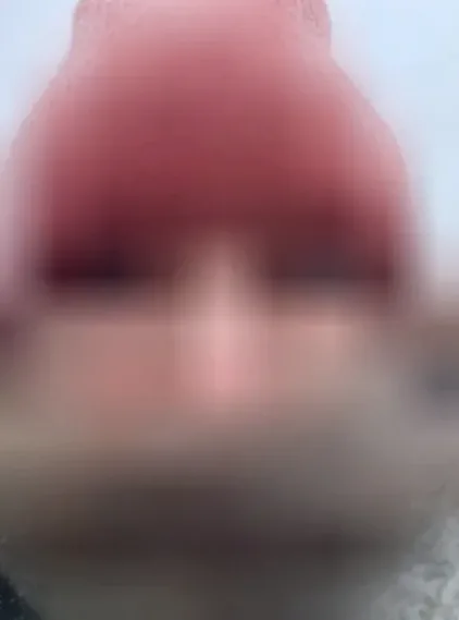 Rosa, 38