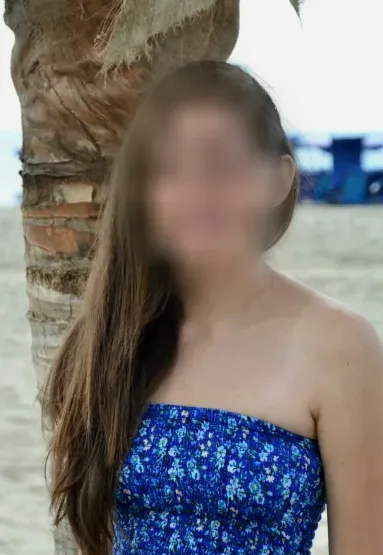 Sarah, 28