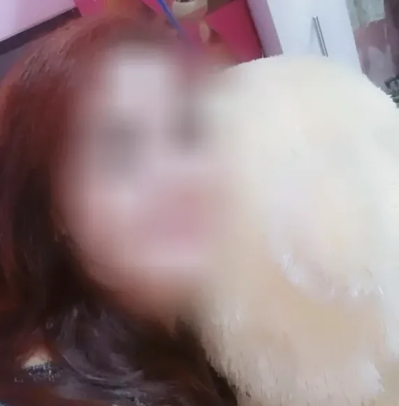 Sarah, 37