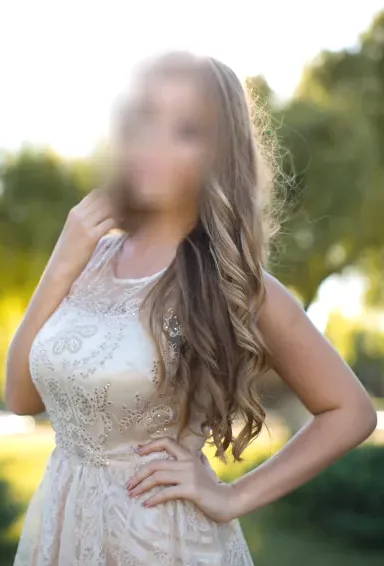 Selina, 29