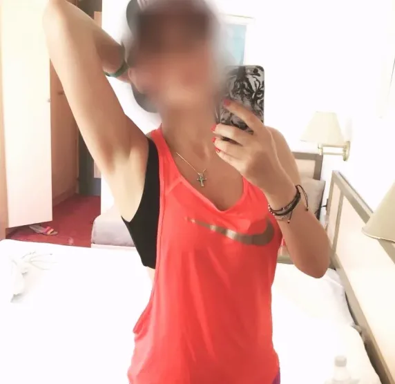 Selma, 28