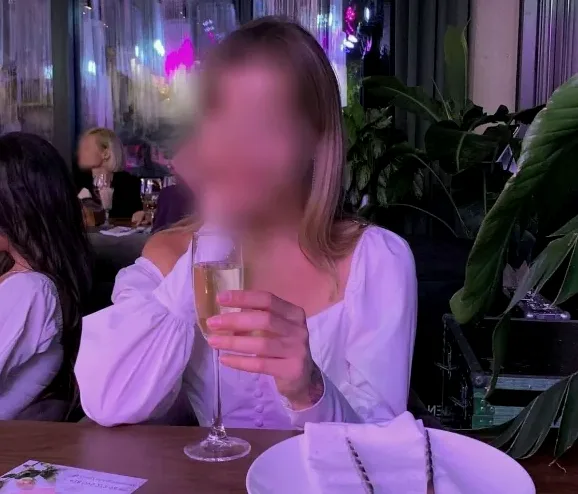 Sina, 31